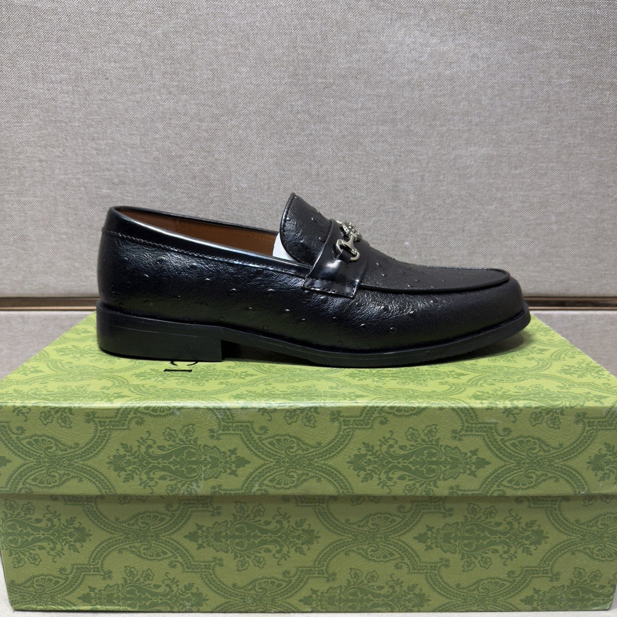 Gucci Black Textured Bit Loafers — side