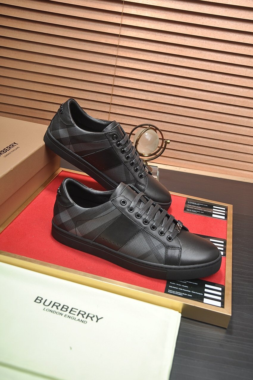 Burberry Check-Panel Low-Top Sneakers — side